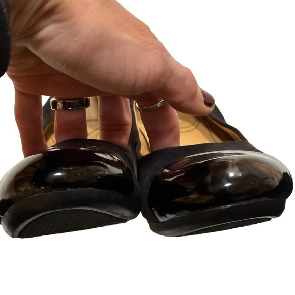 NWOT, Suede with Patent Toe, Mootsies Tootsies. lightly padded insole size 8 1/2 - Picture 10 of 14